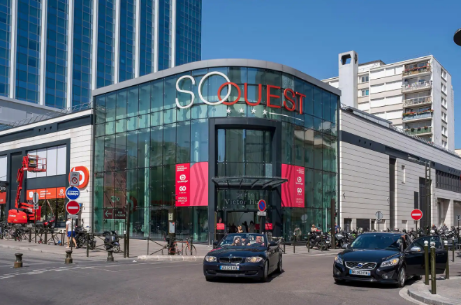 مركز تسوق So Ouest